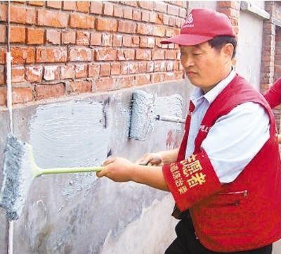 河南農(nóng)民工義務(wù)清垃圾落戶北京 人民日?qǐng)?bào)點(diǎn)贊