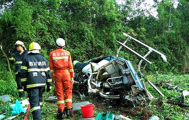 四川資陽勞動鎮(zhèn)一直升機(jī)墜落 1人被困死亡