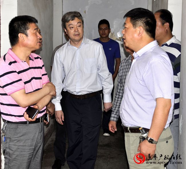省新聞出版廣電局副局長李洪青到遂平廣播電視臺(tái)調(diào)研